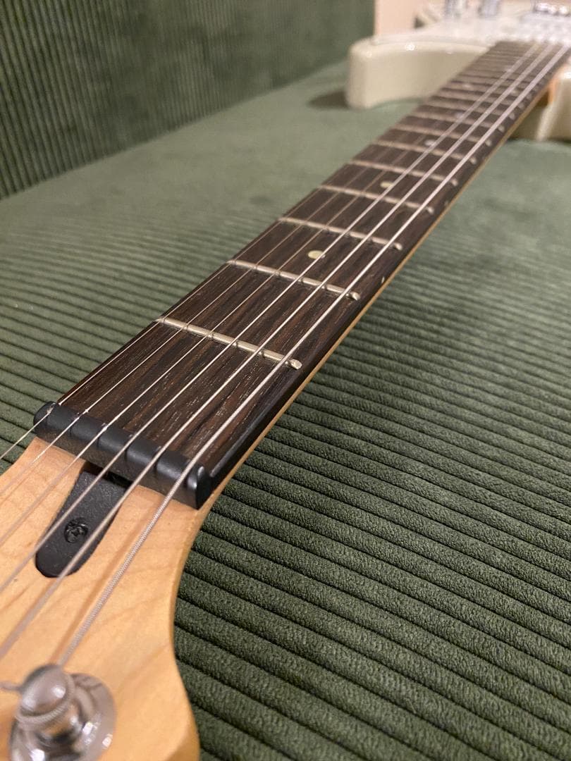 Line6 / Variax Standard White / モデリングギター