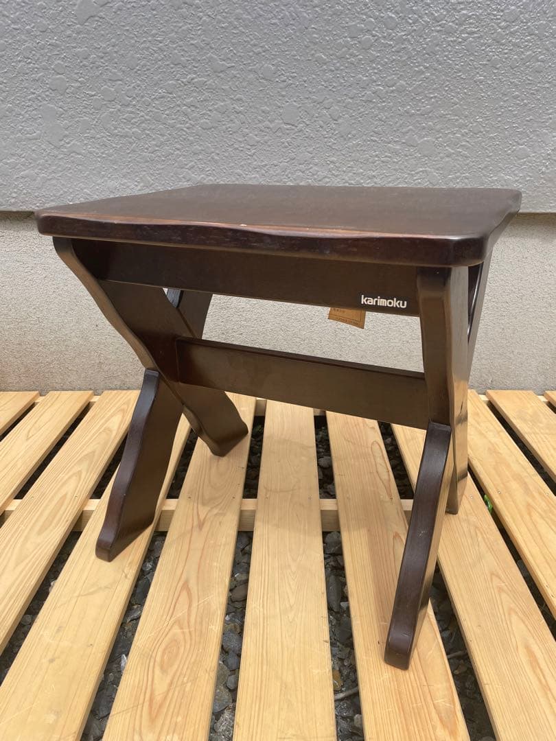 カリモク家具　ルスティック　スツール　椅子　サイドテーブル