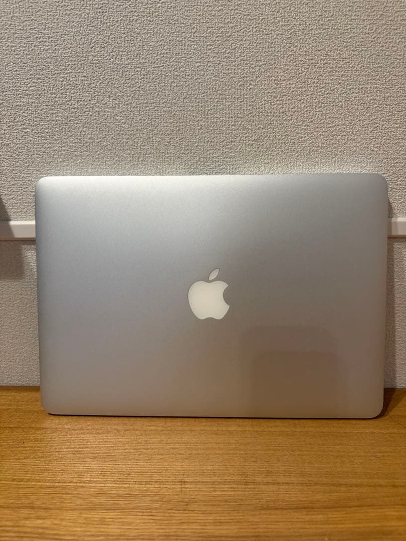 Apple MacBook Pro シルバー 充電器付き