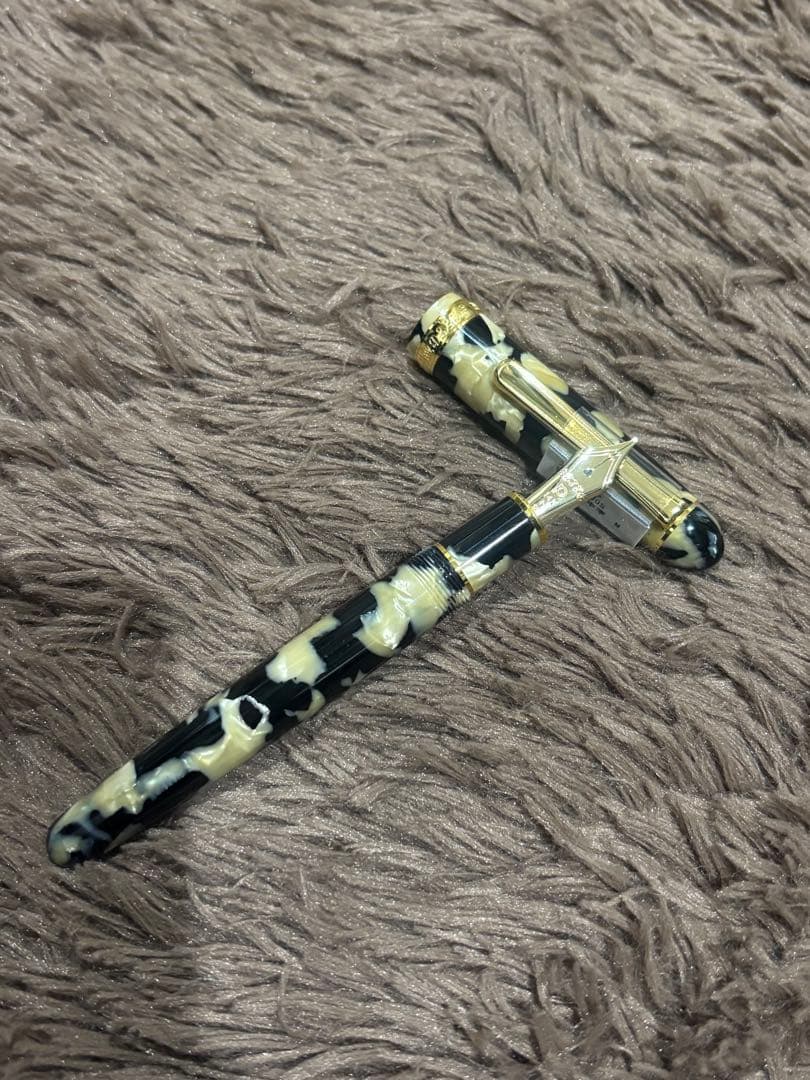 プラチナ万年筆3776 期間限定値下げ！　セルロイド　イシガキ