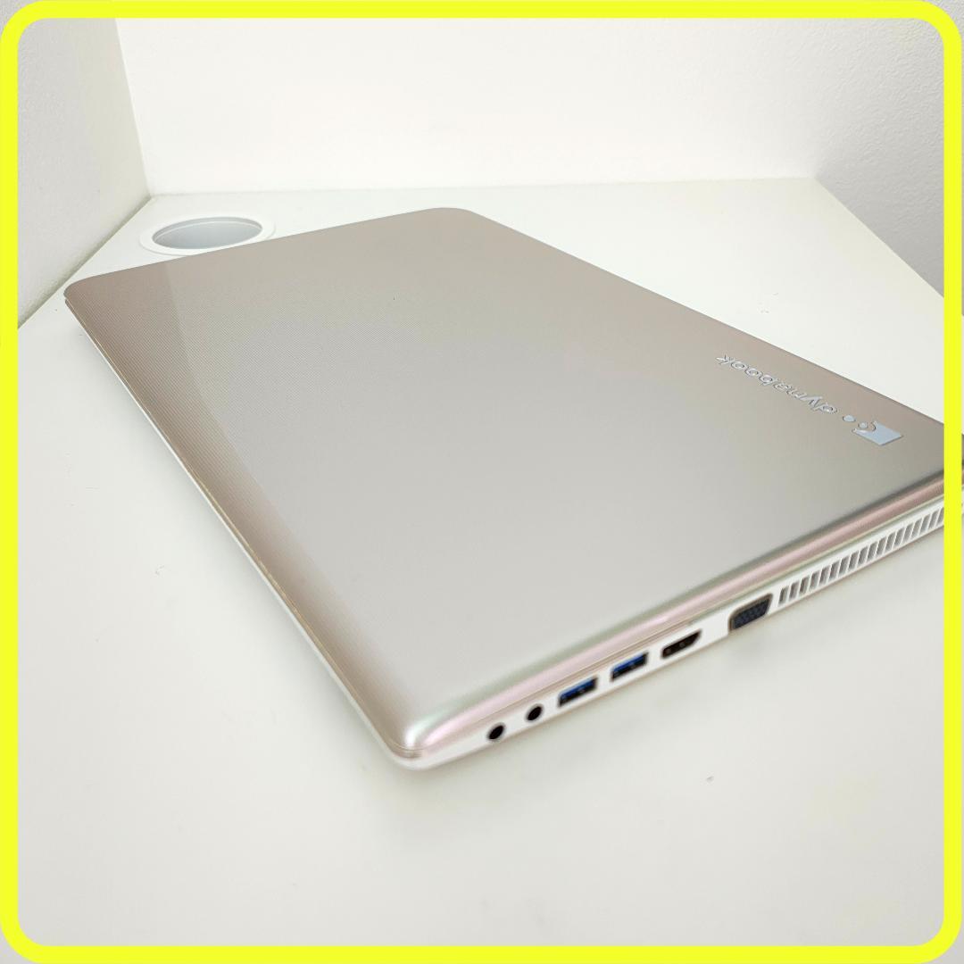 新品SSD256GB⭐️windows11　ノートパソコン　office　681