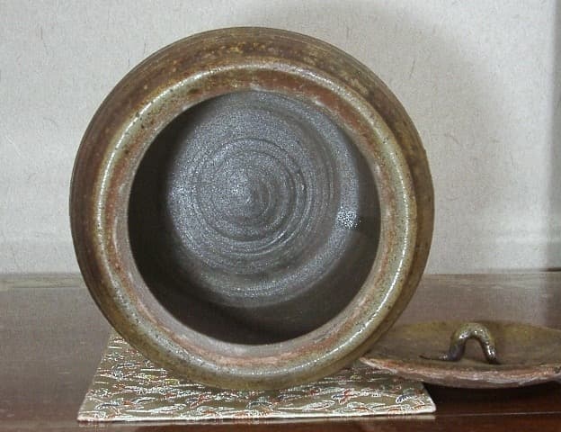 丹波焼　正元直作造　水指　無傷　共箱　保証。