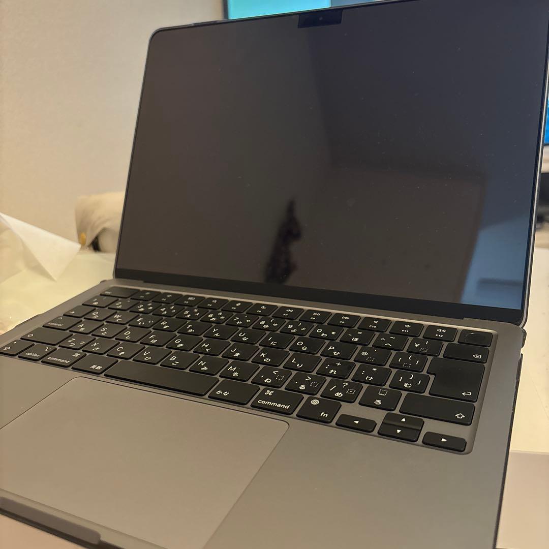 MacBook Air M2チップ　13インチ　スペースグレイ