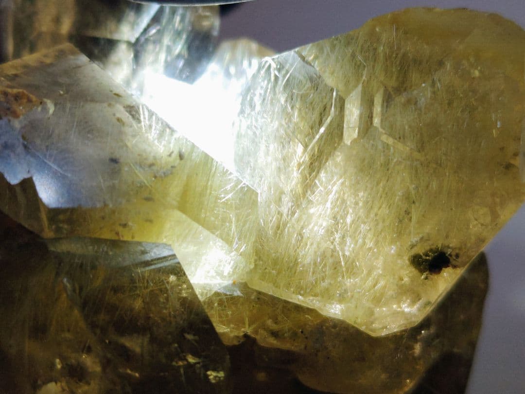 ルチルクォーツ 514g スモーキークォーツ 水晶 原石 鑑賞石 自然石 誕生石