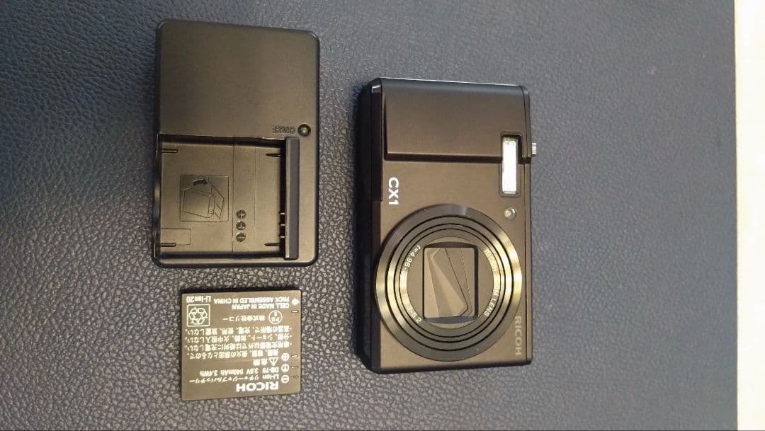 RICOH CX1 コンパクトデジタルカメラ