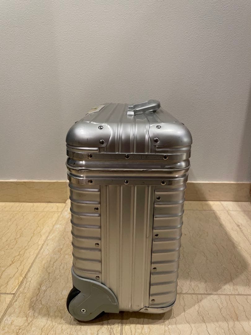 Rimowa スーツケース　パイロット　2輪
