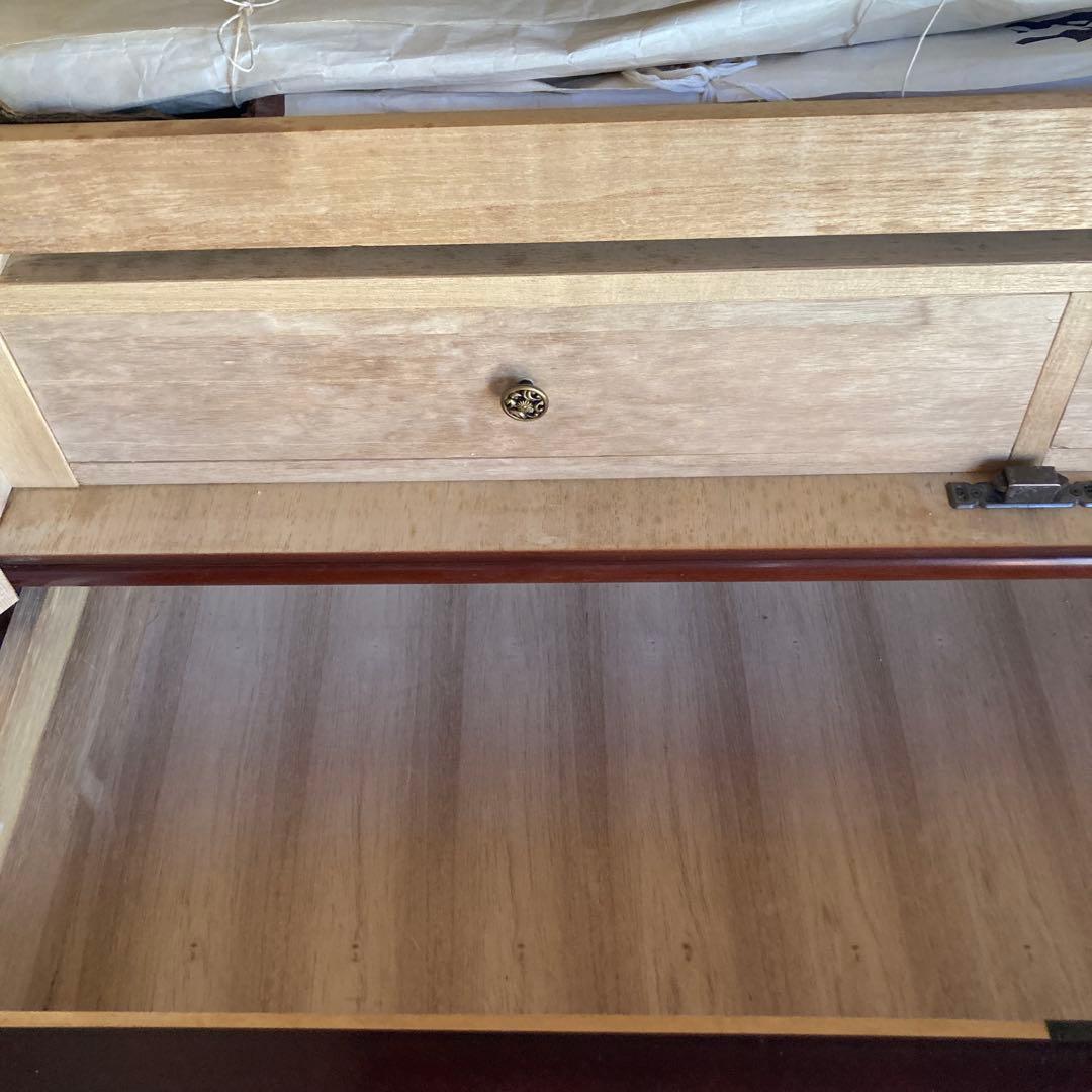 桐和箪笥 ・着物用・鎌倉彫調模様