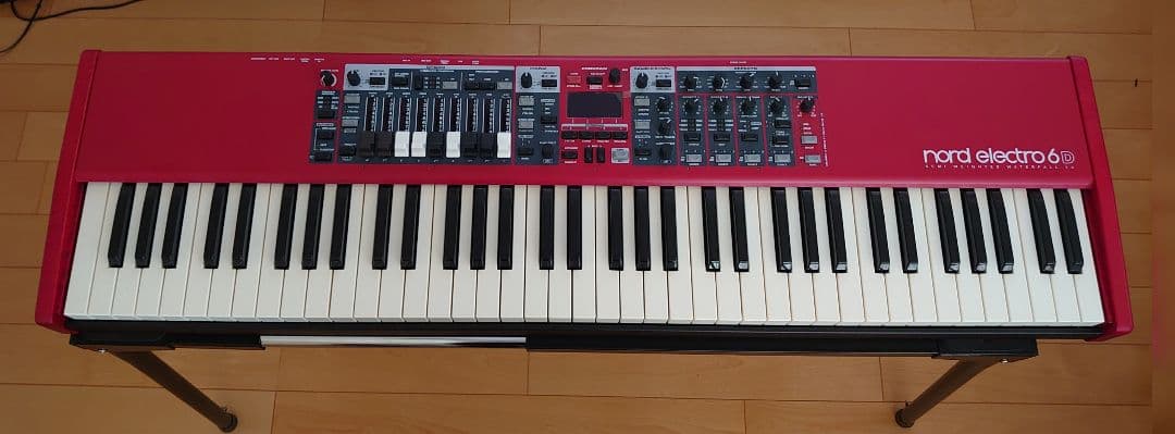 Nord Electro 6D 73鍵 純正ケース＆他社製ペダル付き