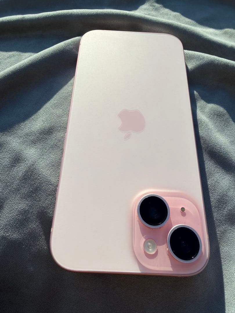 iPhone15 ピンク256GB 本体　2025年購入　新品保護フィルム付き