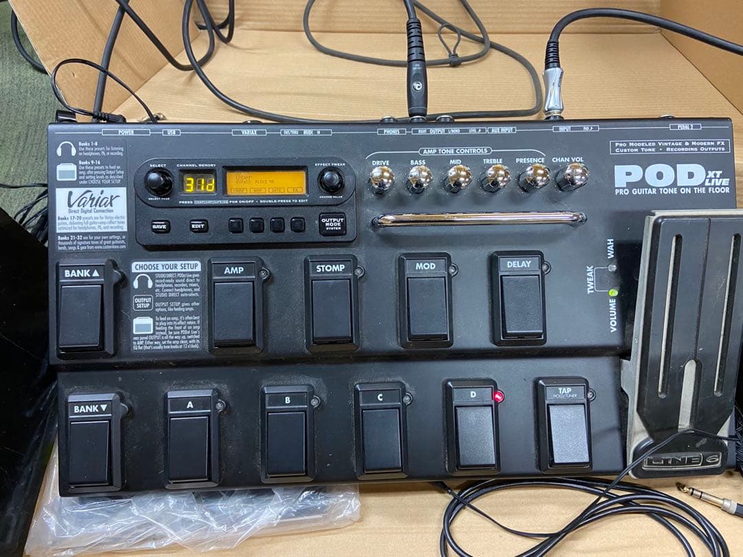 マ*ド様 Line 6 POD XT Live エフェクターボード