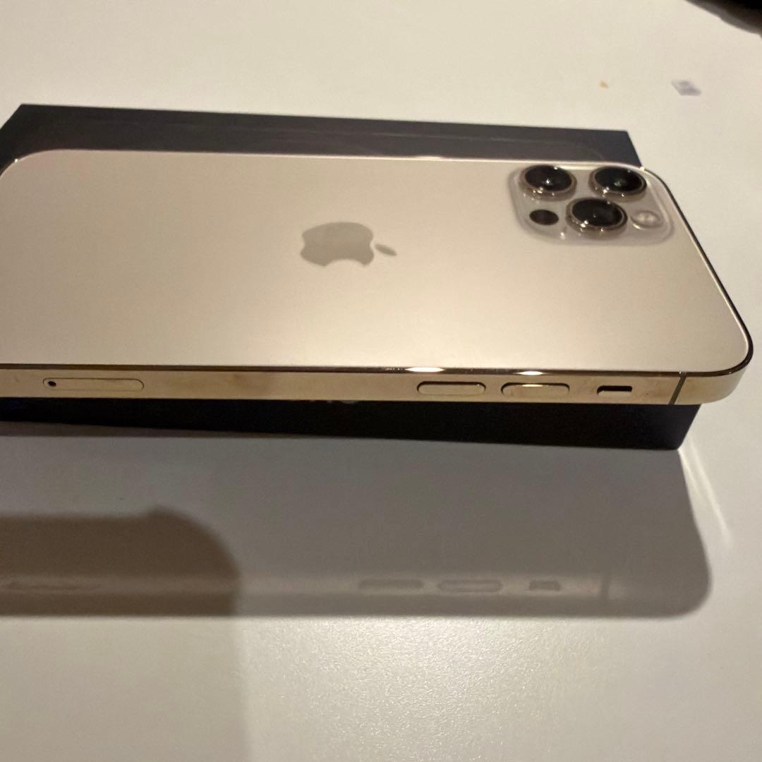 【美品】iPhone12pro 256GB 本体 ゴールド