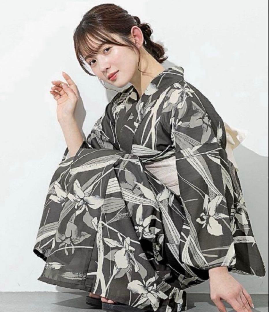 最終値下げ SALE！ ノーアイロン高級吸水速乾素材菖蒲柄浴衣セット