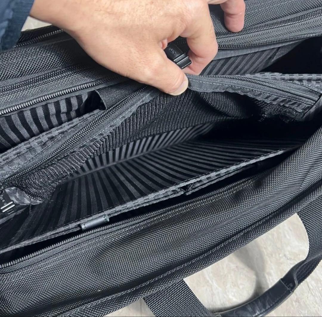 tumi ブリーフケース