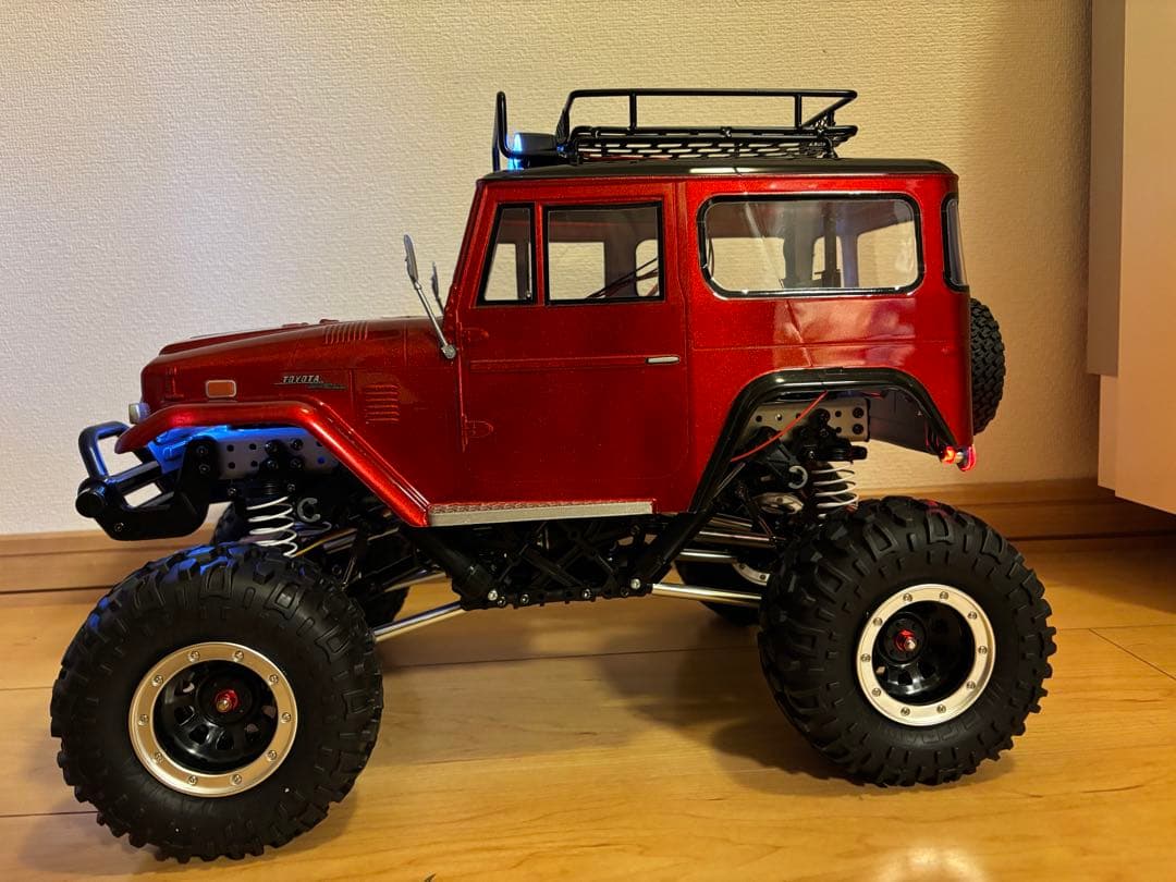 ま*き様 【新品！4WS！防水！】タミヤ CR-01 トヨタ ランクル40 フル