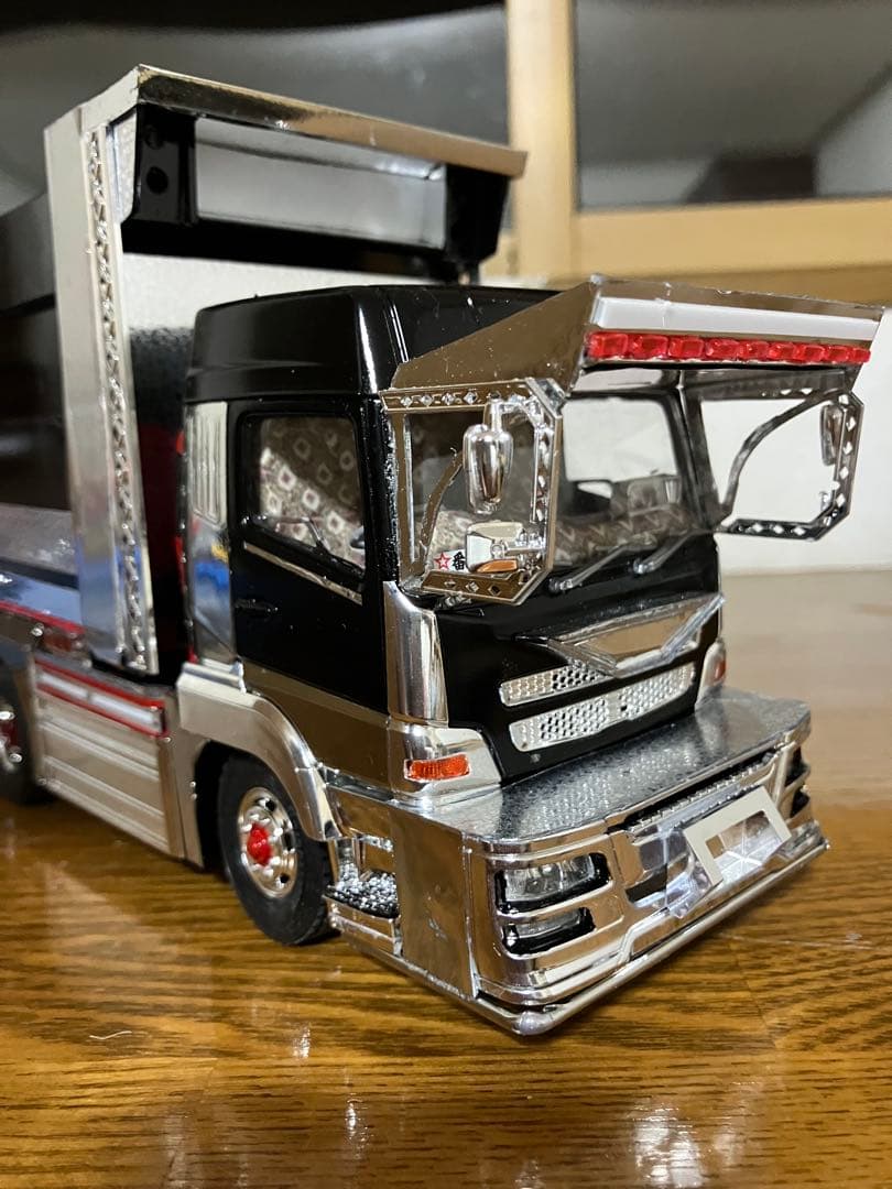 デコトラダンプ、1/32スーパーグレートデカ箱ダンプ、完成品
