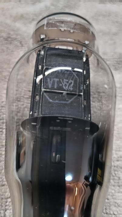 日*1様 真空管 VT52 UNITED ELECTRON 2本　未使用品　元箱