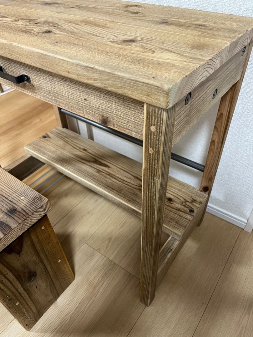 天然木デスクとスツールセット