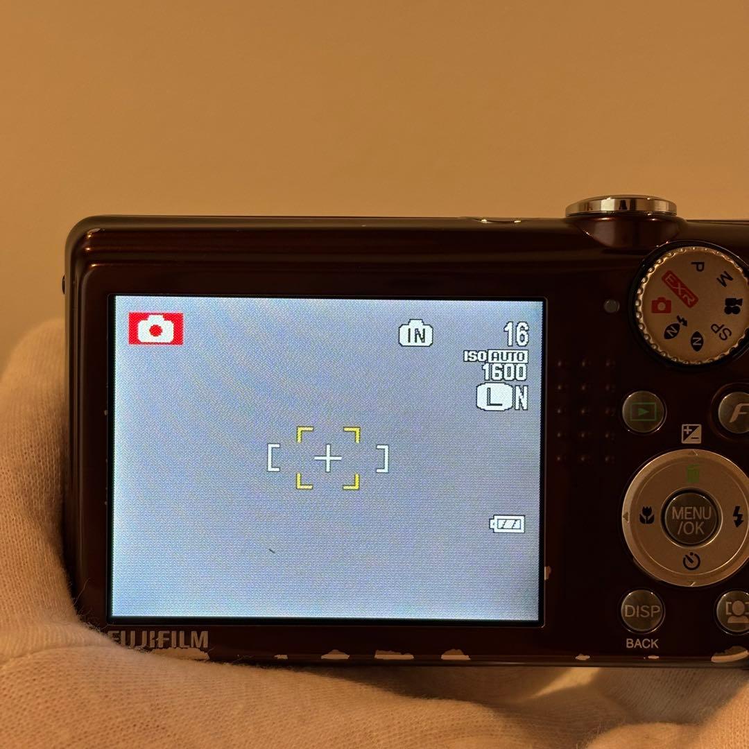 FUJIFILM FINEPIX F70 EXR デジタルカメラ