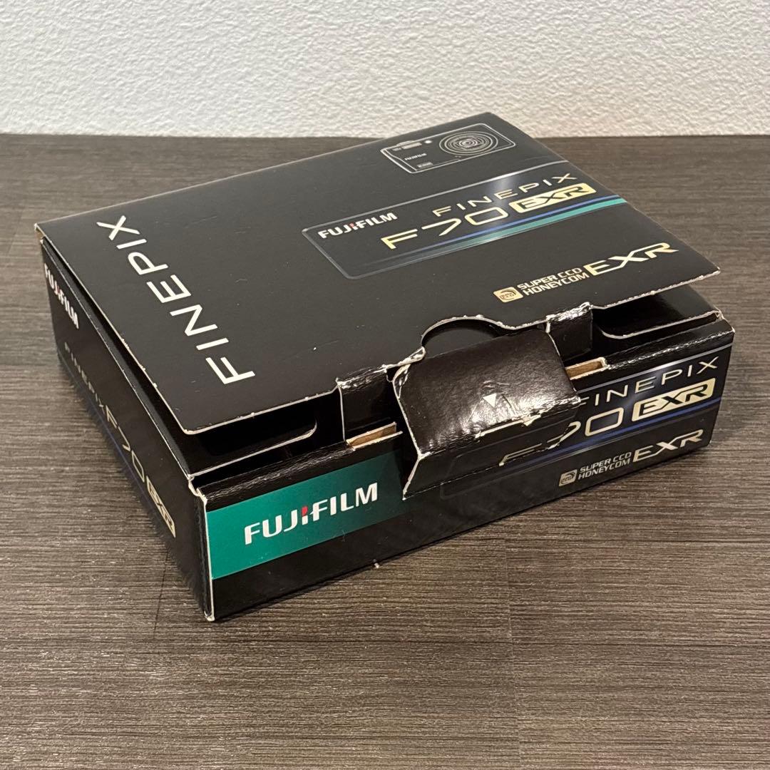 FUJIFILM FINEPIX F70 EXR デジタルカメラ