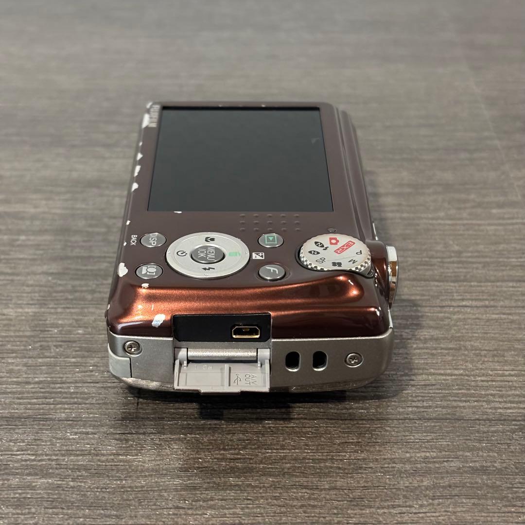 FUJIFILM FINEPIX F70 EXR デジタルカメラ