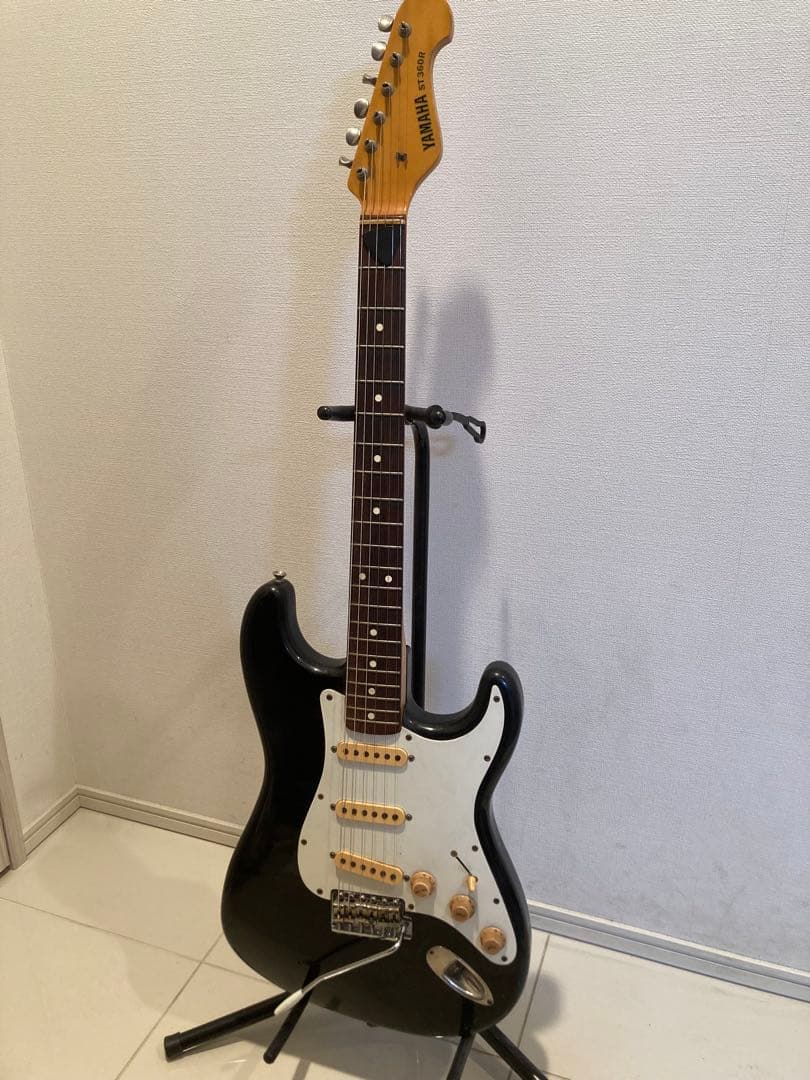 ヤマハ　ST360R　エレキギター