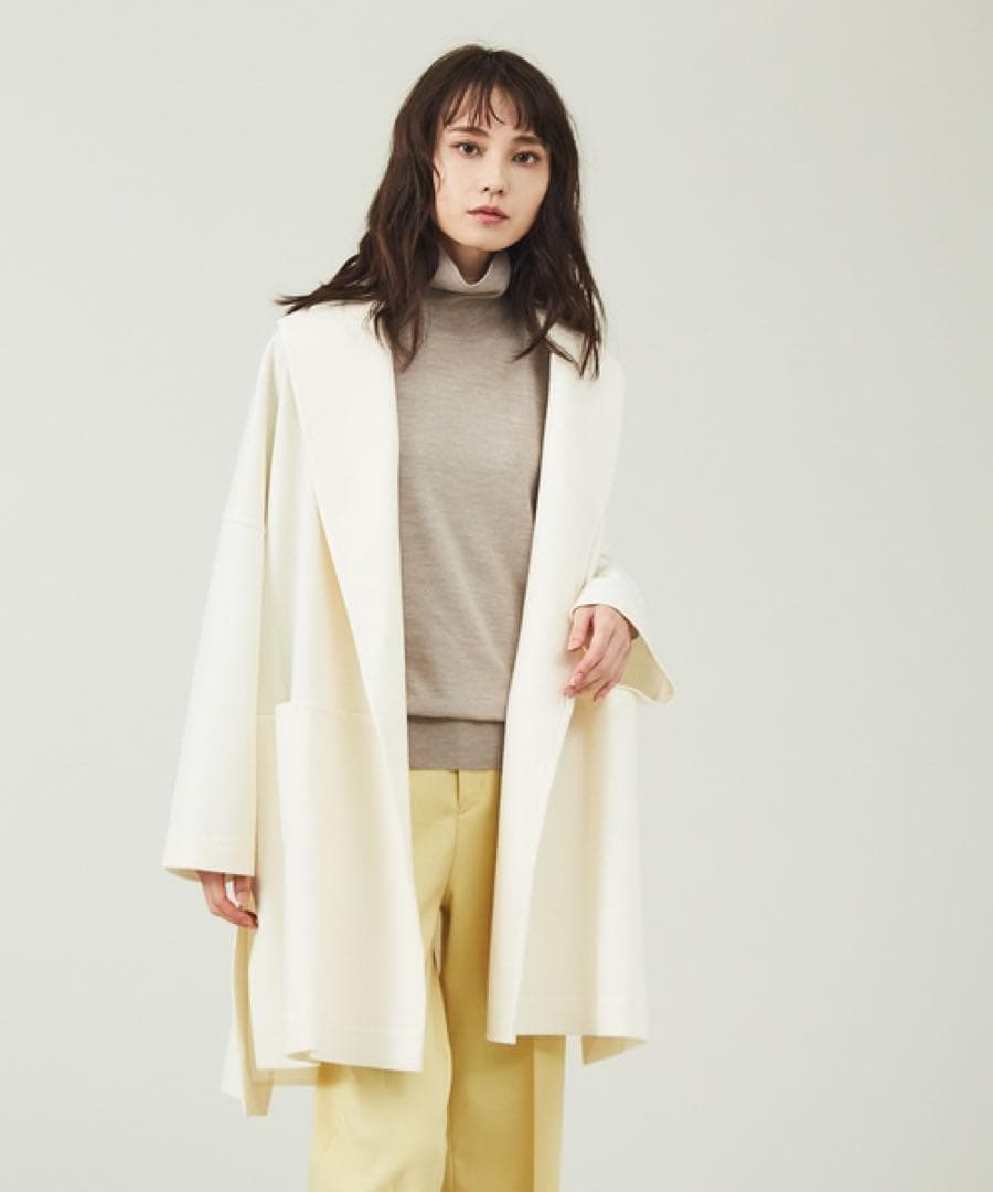 美品◯カリテ　圧縮ウールショールカラーコート　アイボリー