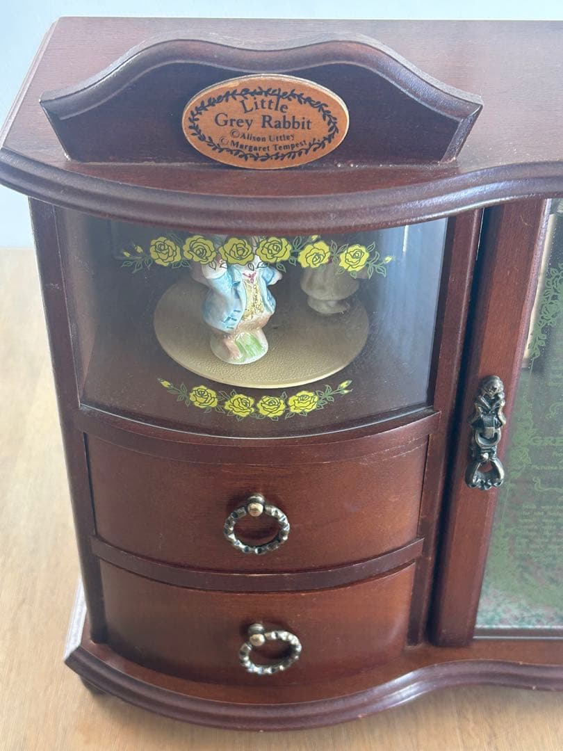 【リトルグレイラビット】 木製 ジュエリーボックス（オルゴール付き）