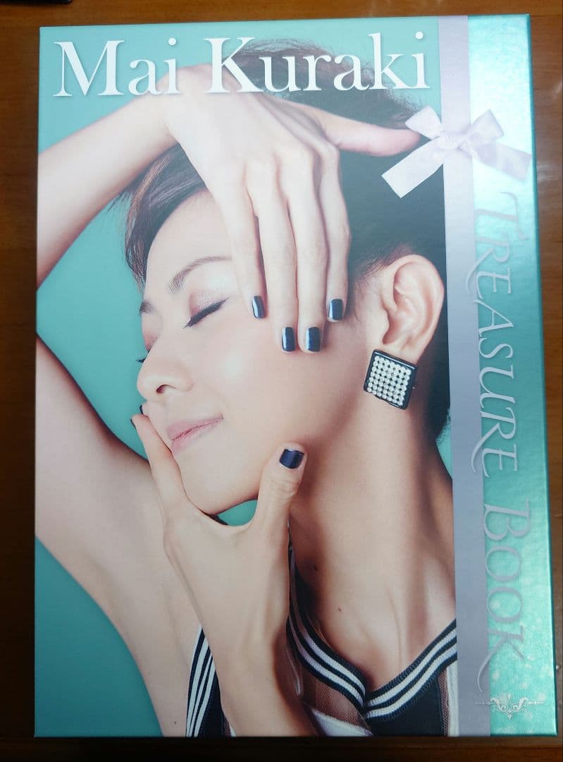 ミュージシャン Mai Kuraki Treasure Book