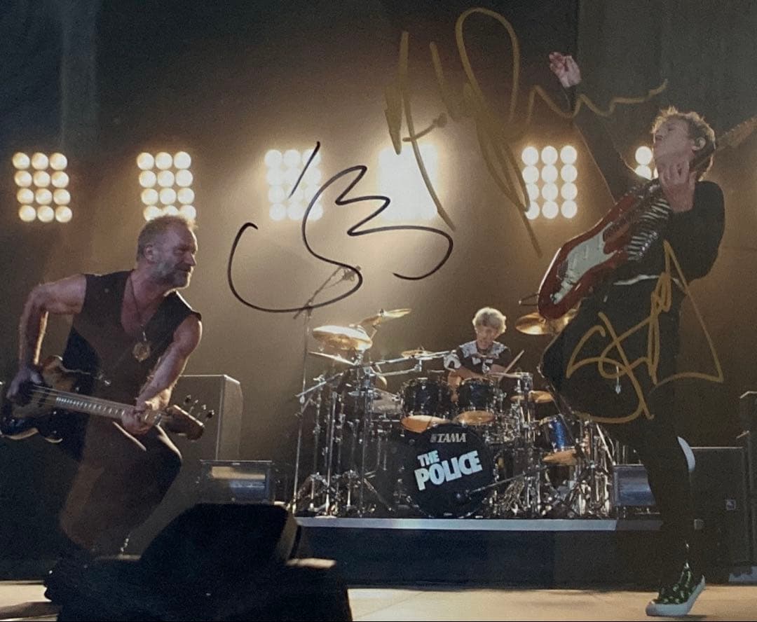 Police/ポリス3人の直筆サイン入り写真額縁