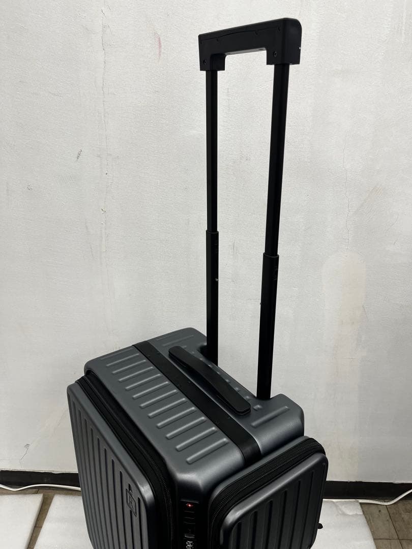 生臭坊主さん専用 [Redamancy]現役客室乗務員が設計を指導 スーツケース