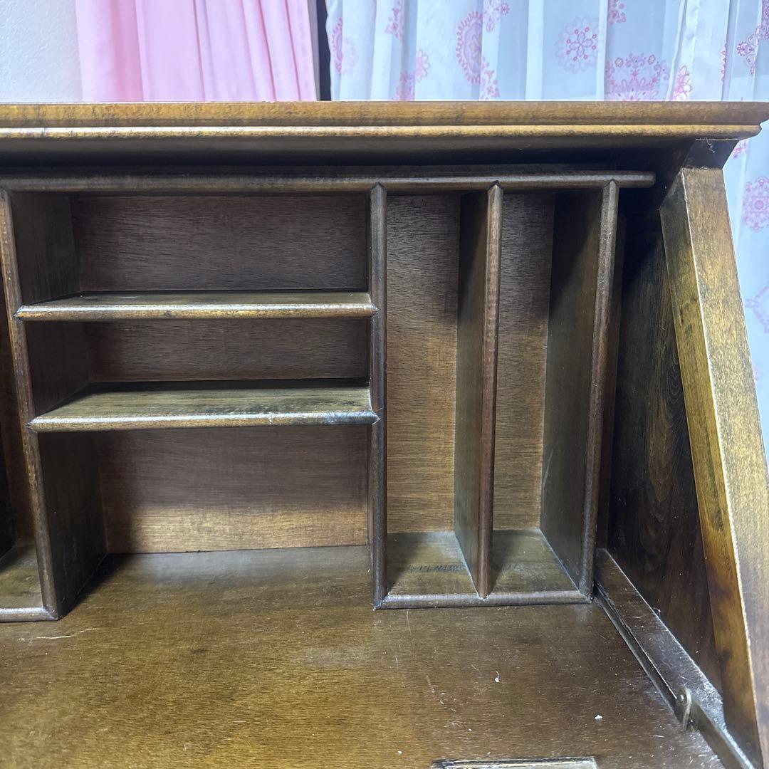 木製ライティングビューロー 彫刻入り