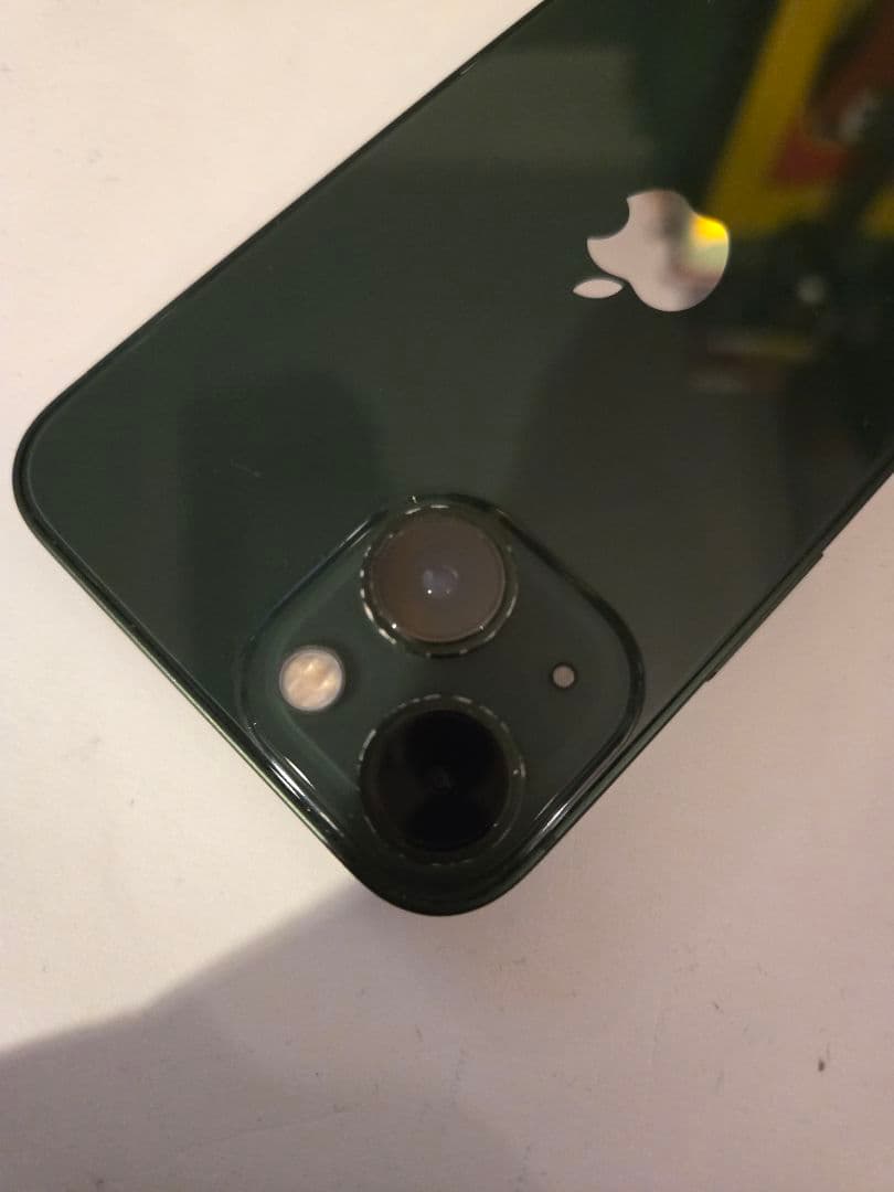 iPhone 13 mini 256gb バッテリー容量 88%　simフリー