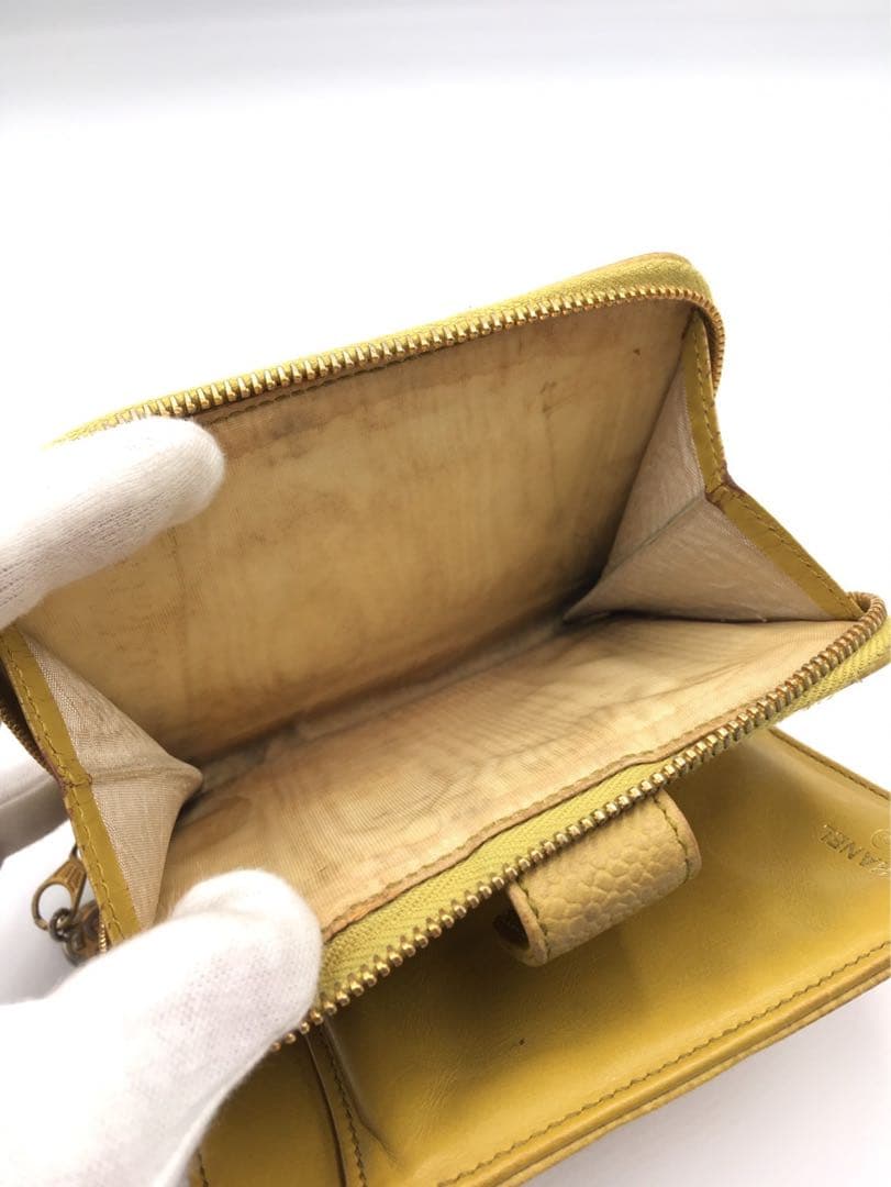 シャネル　キャビアスキン　財布