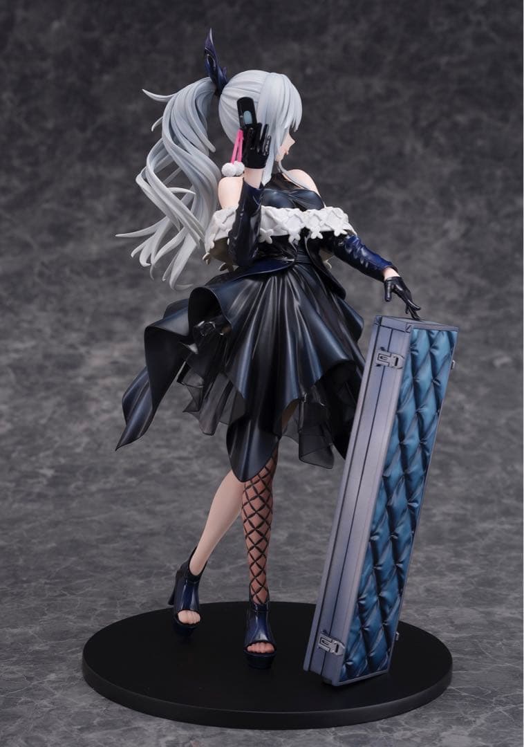 MDR パーティの観測者Ver. 1/7 スケールフィギュア