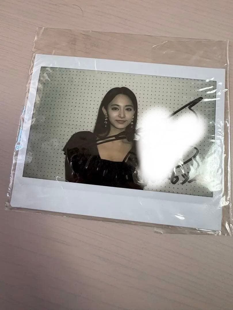 TWICEツウィ サイン入りチェキ