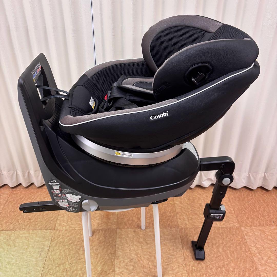 クリーニング済　☆綺麗☆　コンビ　クルムーヴ　ISOFIX 　ブラック