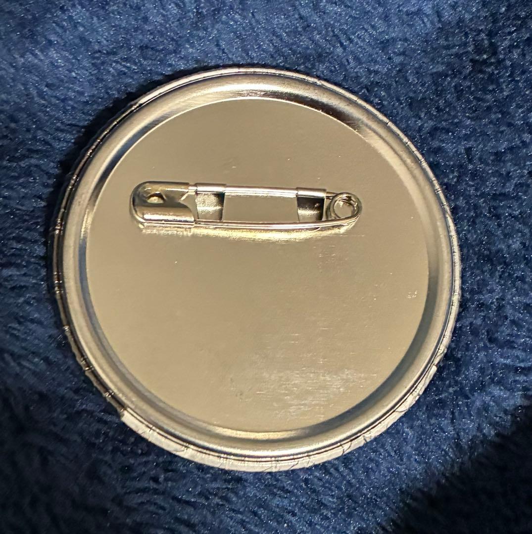 五等分の花嫁　TheキャラSHOP モノクロ　四葉　缶バッジ　1点