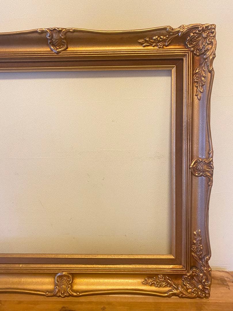 697 木製フレーム　アンティーク額縁　ゴールドフレーム 金フレーム　木製
