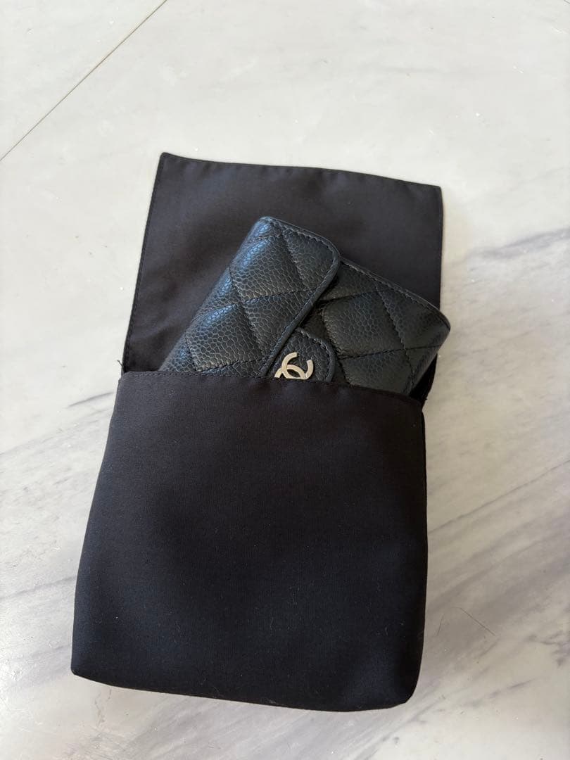 CHANEL マトラッセ・キャビアスキン・ケース／美品