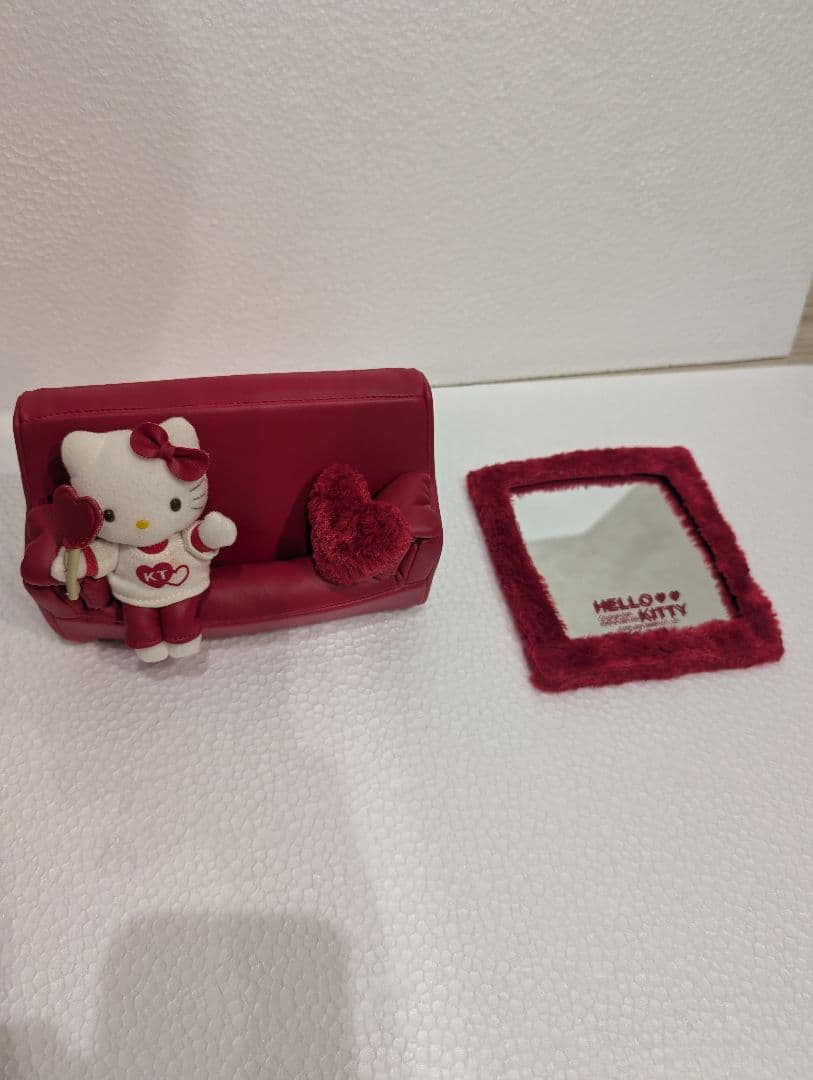 ハローキティ ミラー付きソファフィギュア