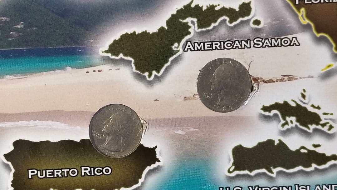 ☆。アメリカ25セントクォーター50州記念アルバム(56枚在中)。