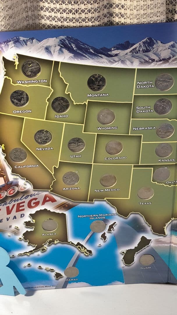 ☆。アメリカ25セントクォーター50州記念アルバム(56枚在中)。