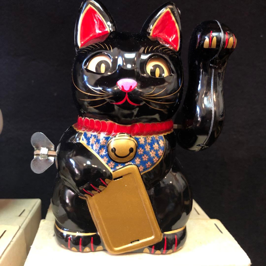 ブリキのまねき猫