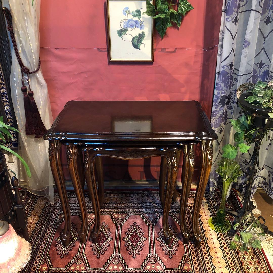 ヴィンテージ ブリティッシュ　アンティーク　３連　猫脚　ネストテーブル