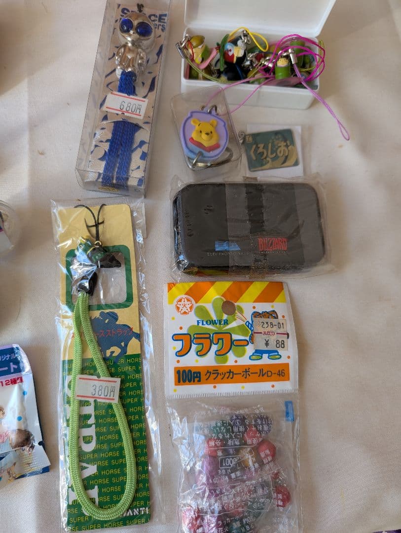 タイガーマスクフィギュア 11個セット + リラックマストラップ 30個以上