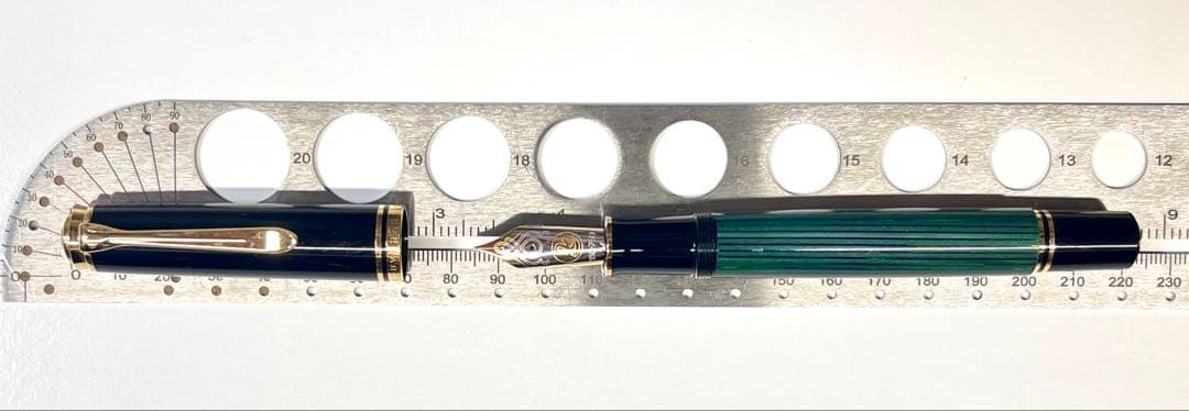 Pelikan ペリカン 万年筆 スーベレーン M1000 緑縞 中字M