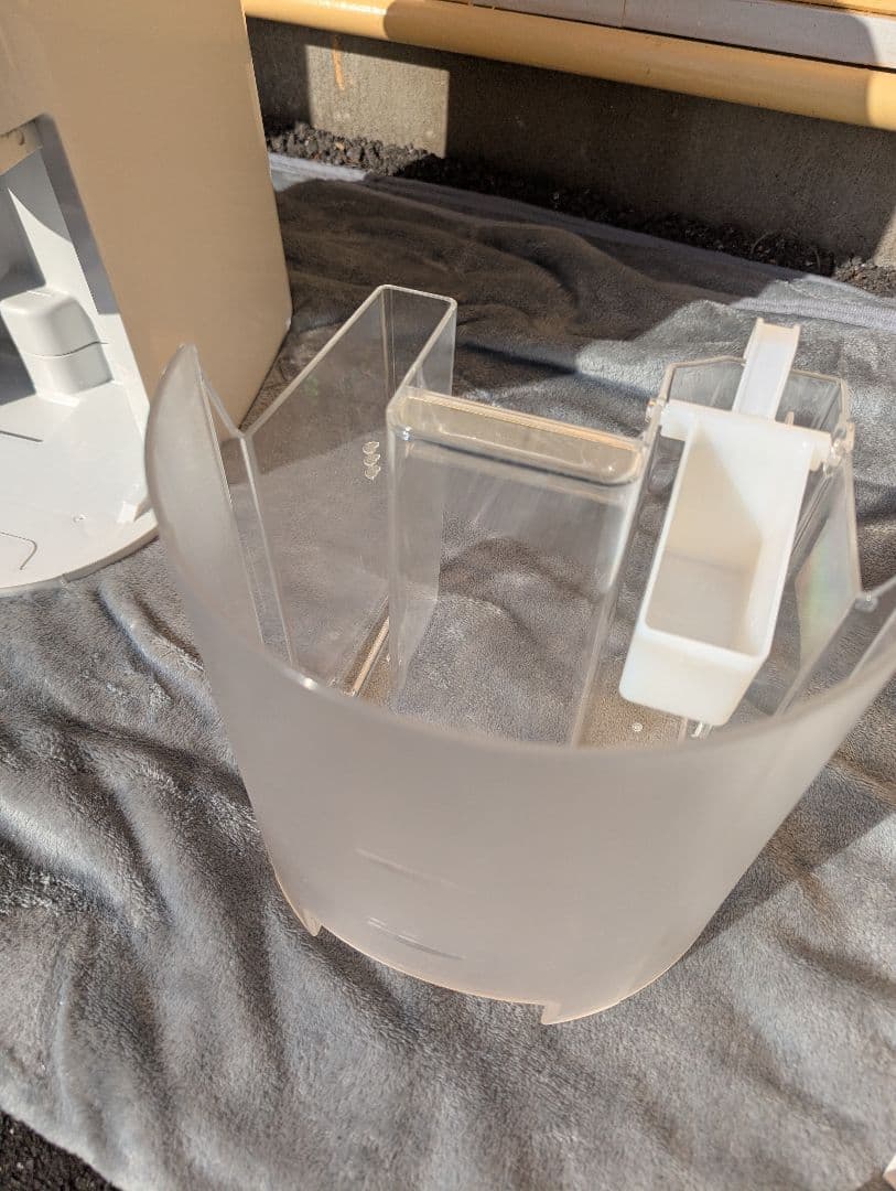 CORONA　コロナ　除湿機　2024年製　衣類乾燥