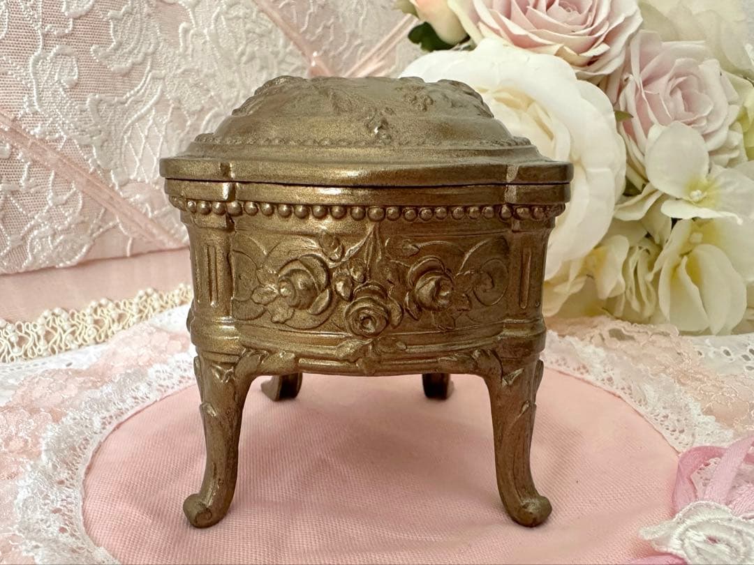 アンティーク ブロンズ製 薔薇モチーフジュエリーBOX