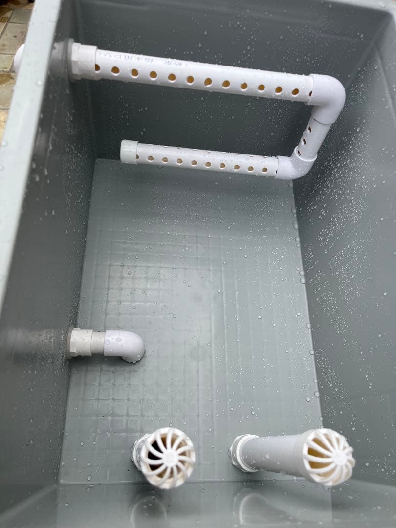 大型水槽用沈殿物理生物一体型濾過槽　水中ポンプバイオスポンジフィルター付き