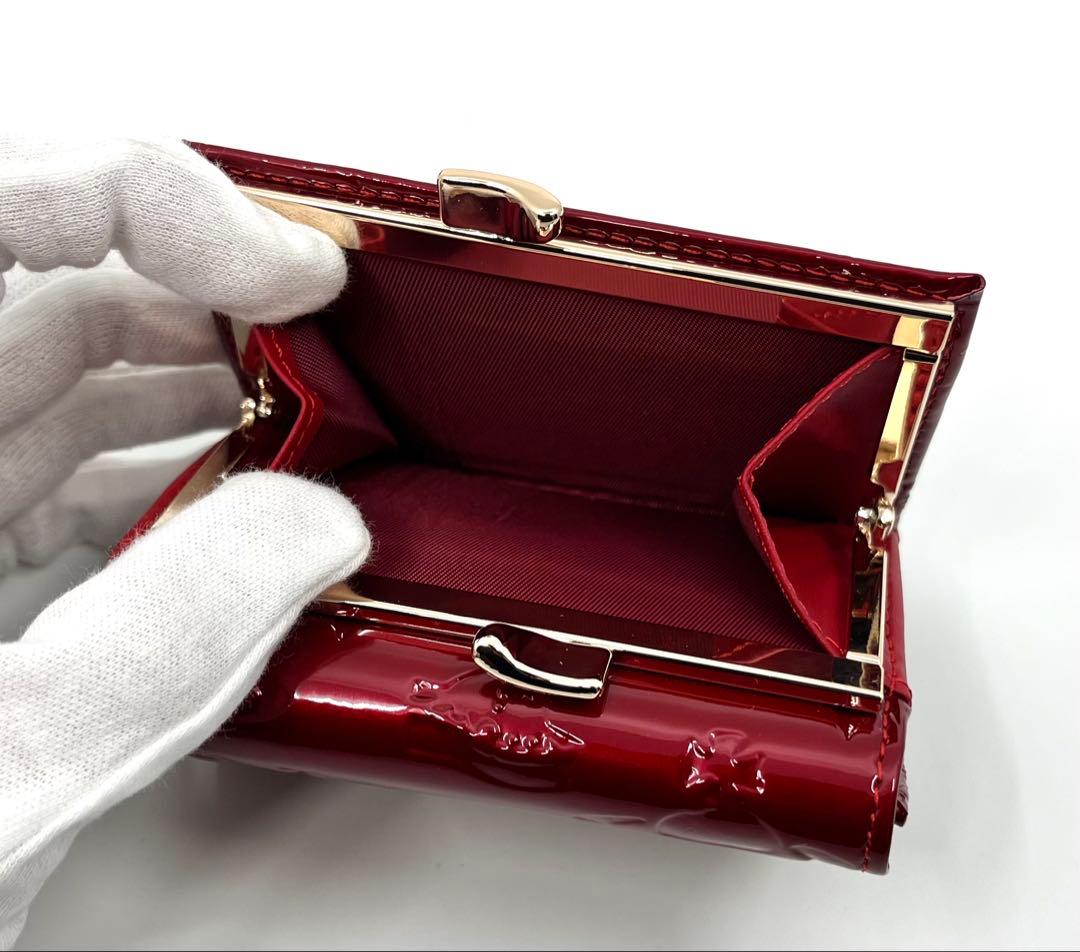 【新品・未使用】Vivienne Westwood 三つ折り財布 レッド